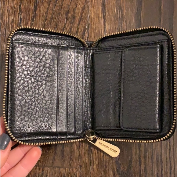 Michael Kors Bi-Fold Wallet - Picture 2 of 5